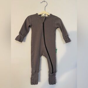Cozy Parade Gray double Zipper baby Footed One-Piece 0-3